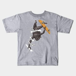 xeno skate Kids T-Shirt